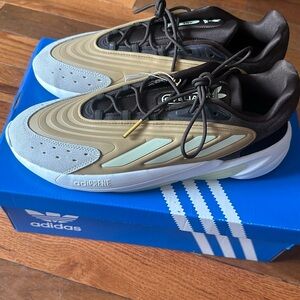 Ozelia original adidas